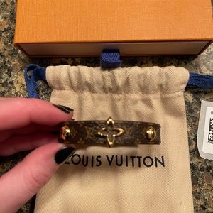 Louis Vuitton Blooming Bracelet